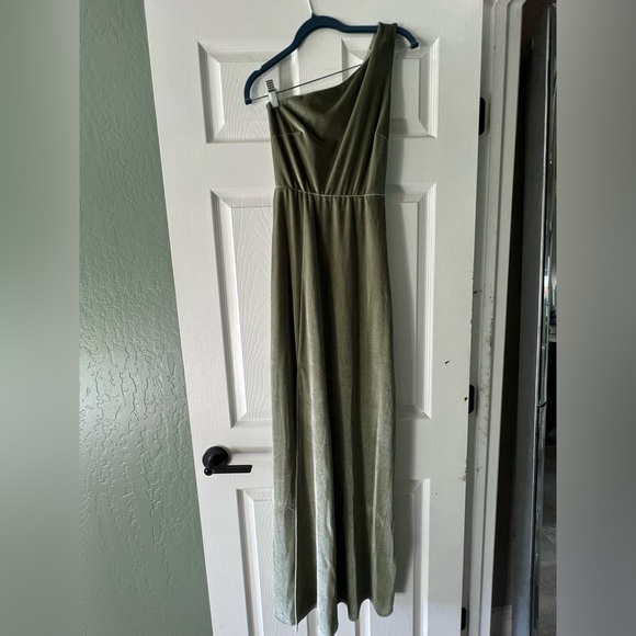 BalticBorn Velvet Dress - Picture 1 of 5